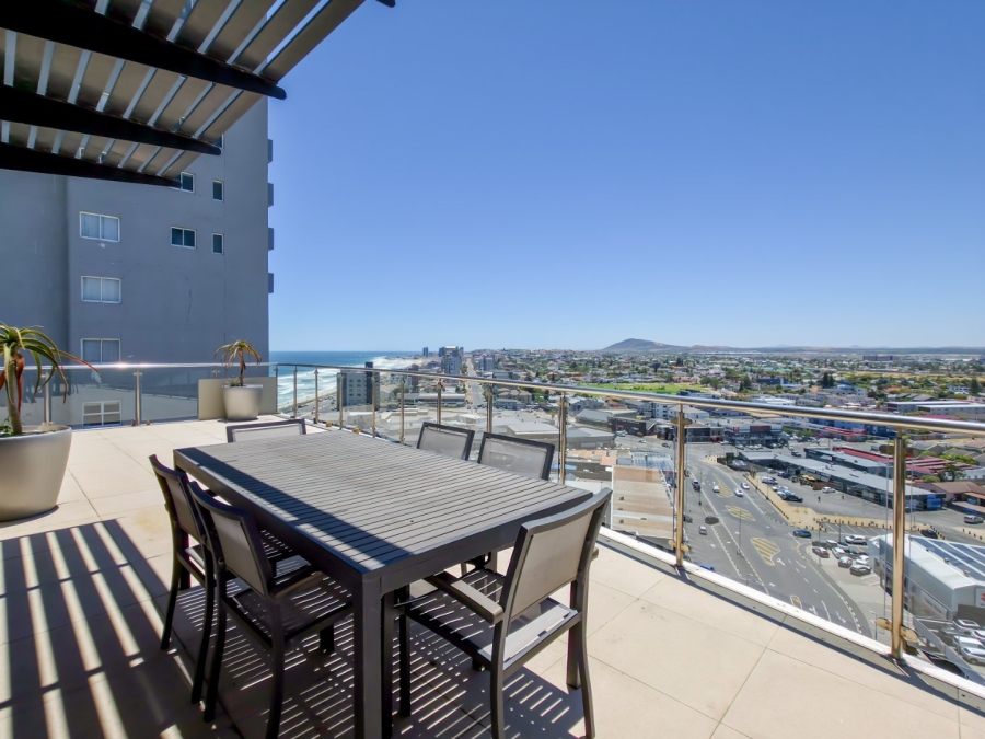 3 Bedroom Property for Sale in Waves Edge Western Cape